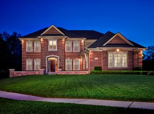 23016 Cyprus Dr, Northville, MI