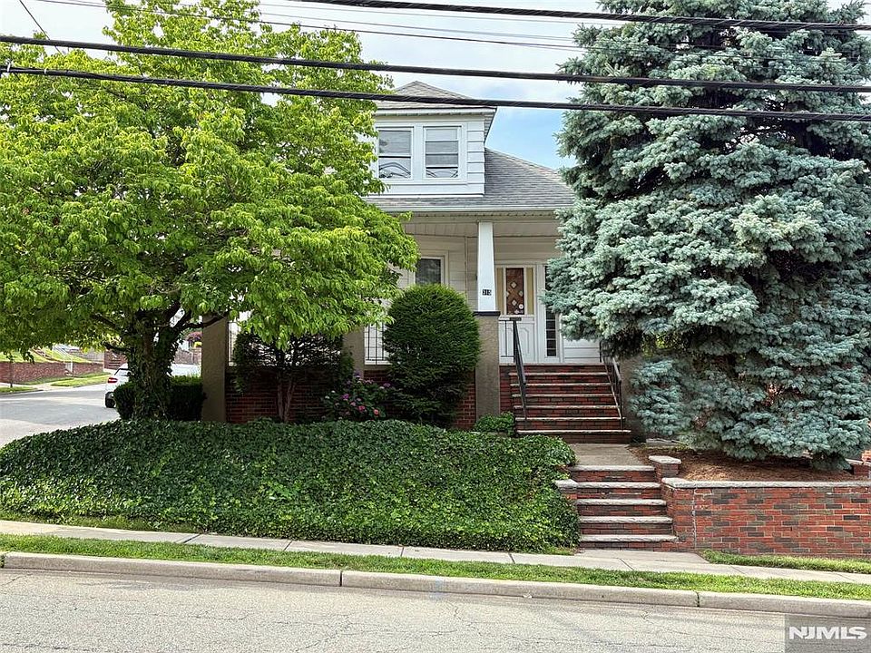 1st image of 315 Outwater Ln
