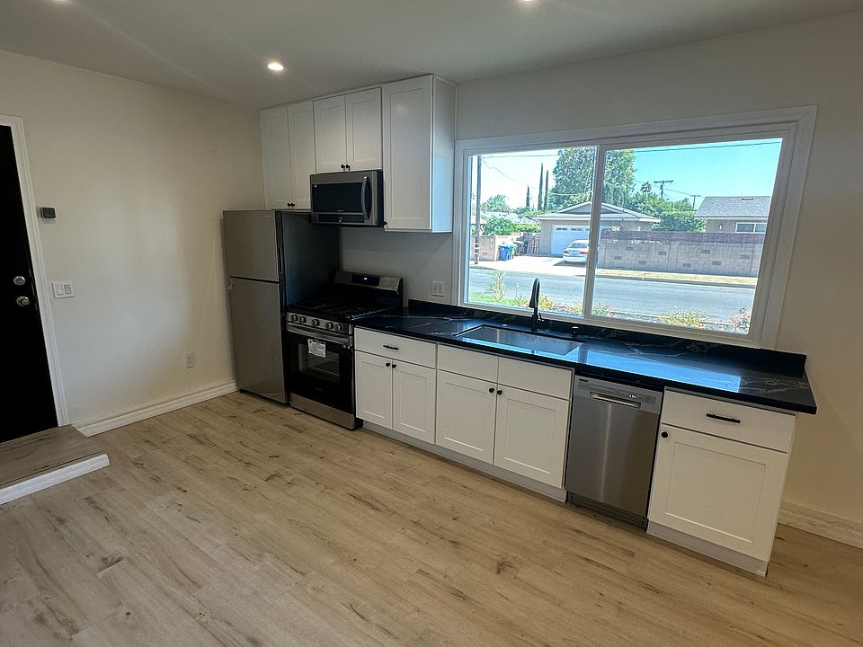 1st image of 23015 Ingomar St #1