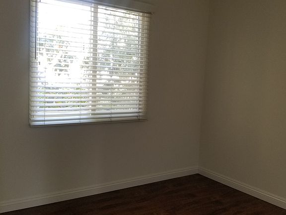 3rd image of 1519 12th St #7