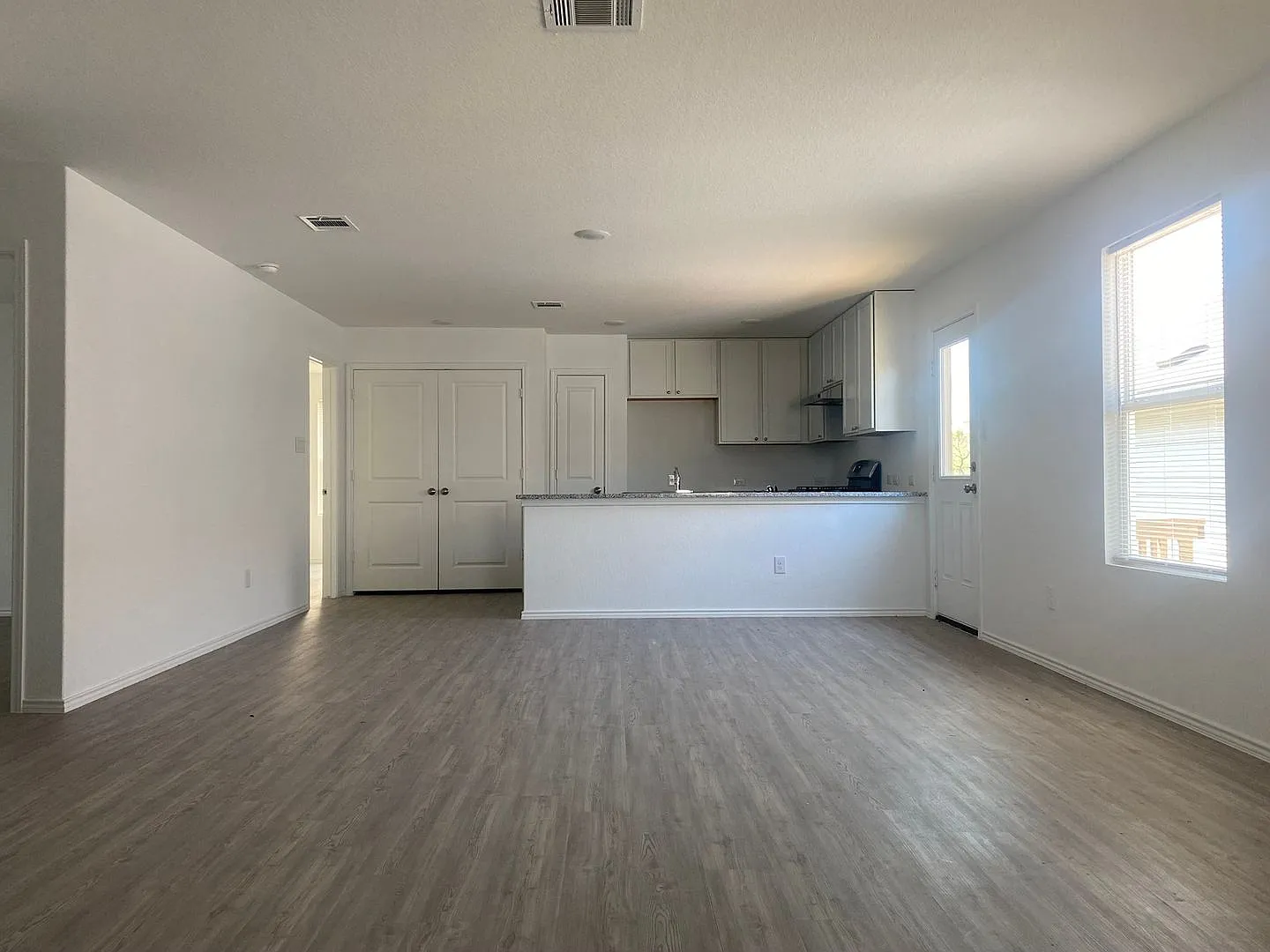 Brand New and Ready for You! — Photo 3