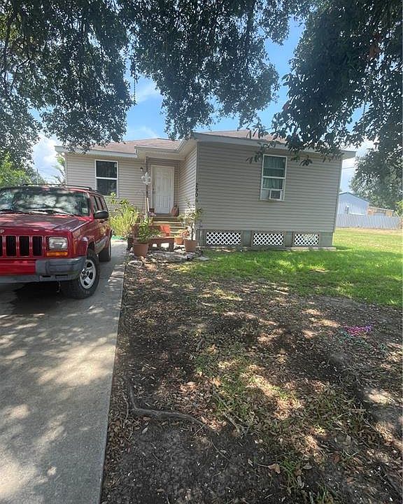 2904 Plaza Dr, Chalmette, LA 70043 MLS 2408058 Zillow