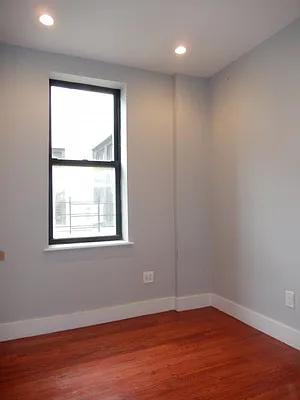 Rented by Bohemia Realty Group | media 21