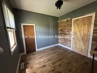 428 S 6th Ave E — Photo 7