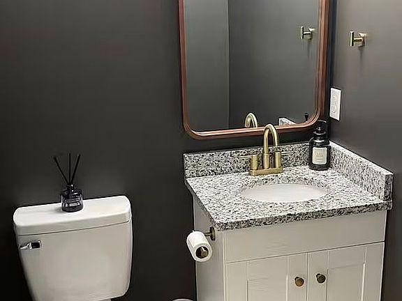 2nd image of 331 S Scientific St