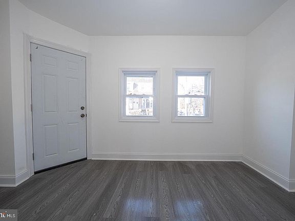 3rd image of 501 Millbank Rd
