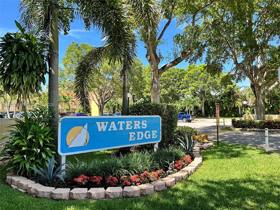 11477 NW 39th Ct #103-1