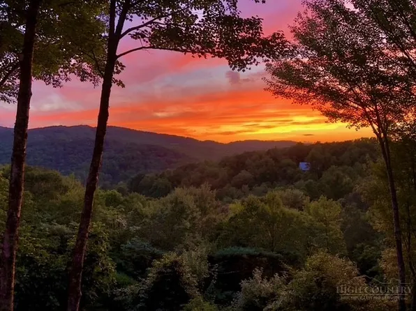 173 Rhododendron Drive, Beech Mountain, NC 28604