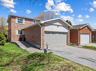 38 Gray Cres, Richmond Hill, ON L4C 5V5