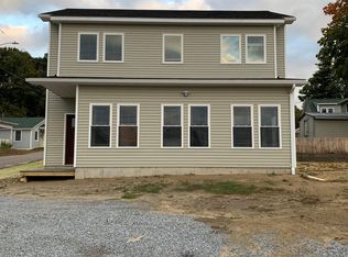 24 Lone Birch St, Colchester, VT 05446