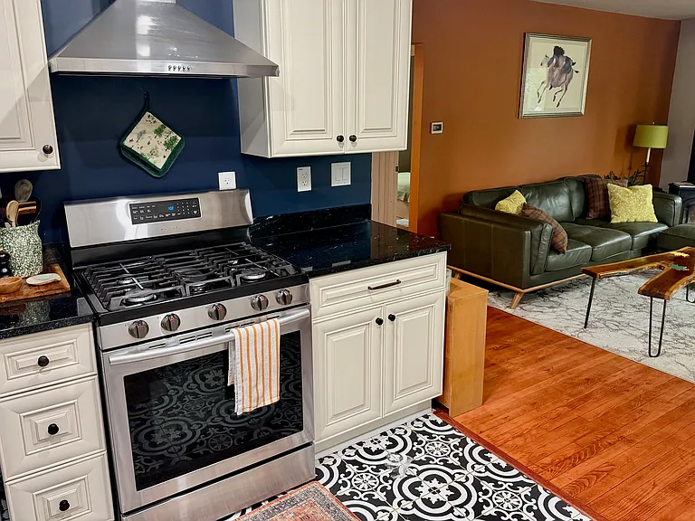 72 Loaldo Dr — Photo 6