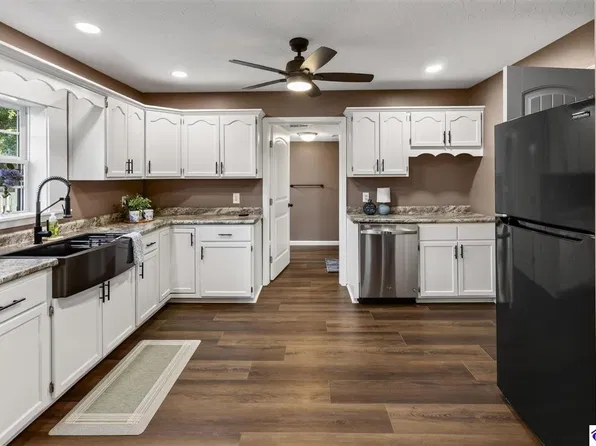 4634 Parker Grove Rd, Magnolia, KY 42757