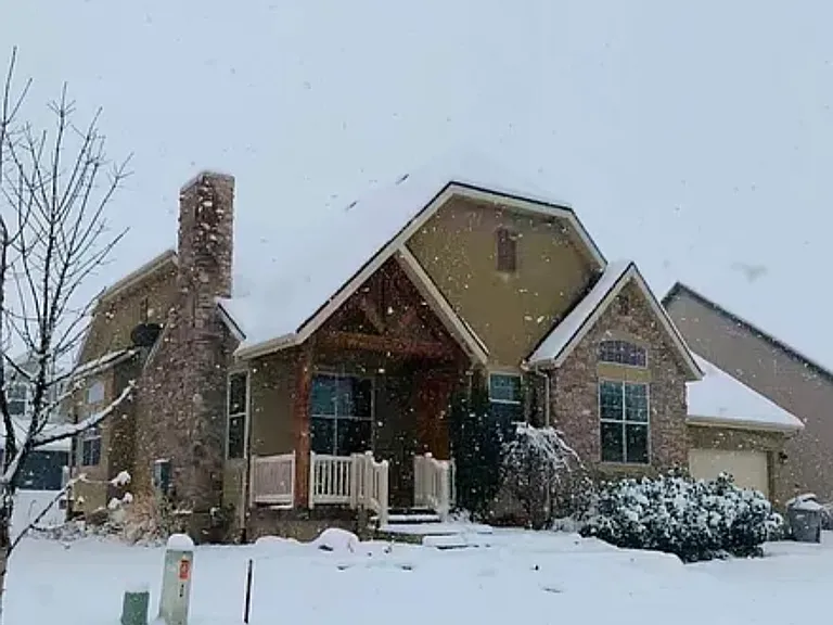 2049 W Sunflower Ln — Photo 49