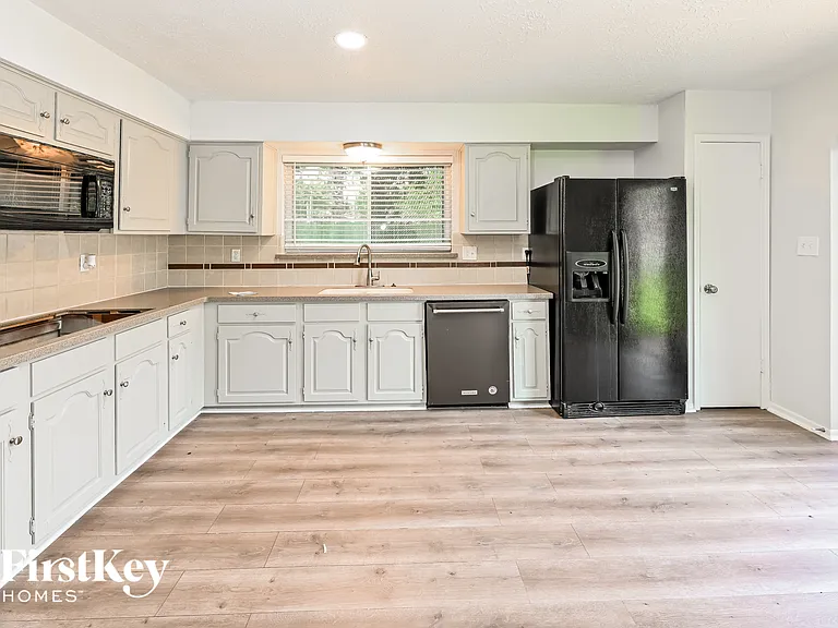 7207 Foxwick Ln — Photo 6