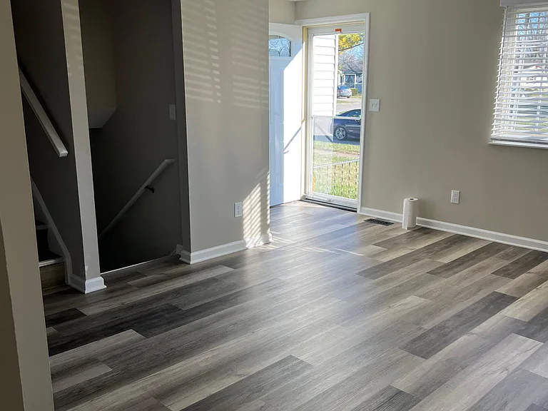 5850 Baytree Dr — Photo 8