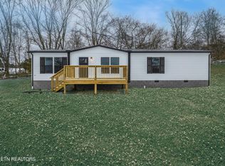 511 New Clear Branch Rd, Lake City, TN 37769