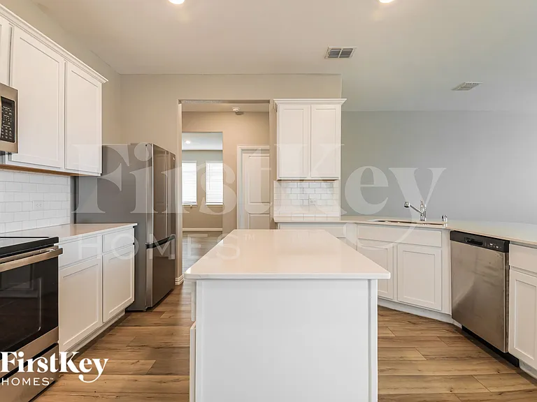 5217 Rockrose Ln — Photo 9