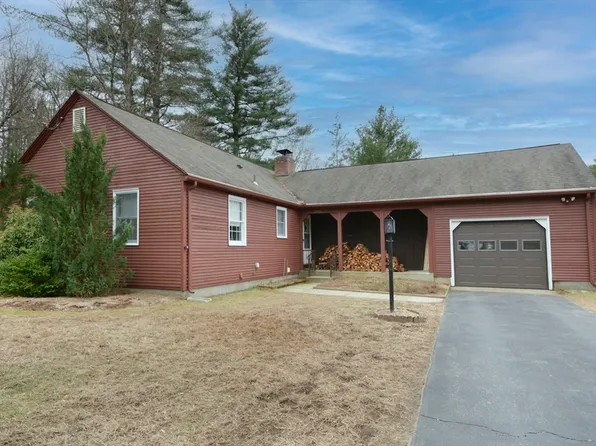 1045 Circle Dr, Palmer, MA 01069