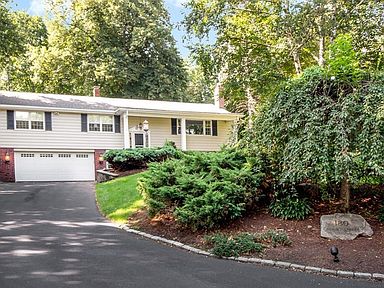 180 Adams St Quincy Ma 02169 Zillow