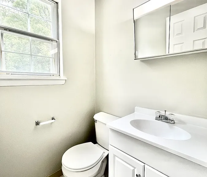 444 Tanglewood Ln — Photo 80