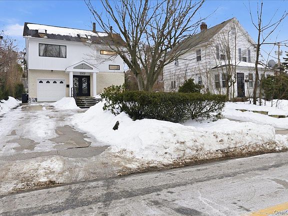 3rd image of 12 Red Brook Road