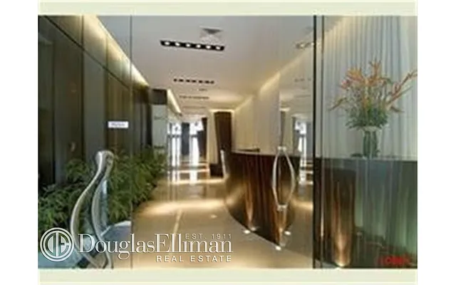 Sold by Douglas Elliman | media 21