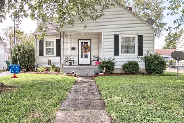 1st image of 64 Colonial Ct