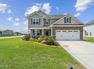 631 Arabella Dr, Jacksonville, NC 28546