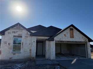 2205 Autumn Lake Dr, Bryan, TX 77807