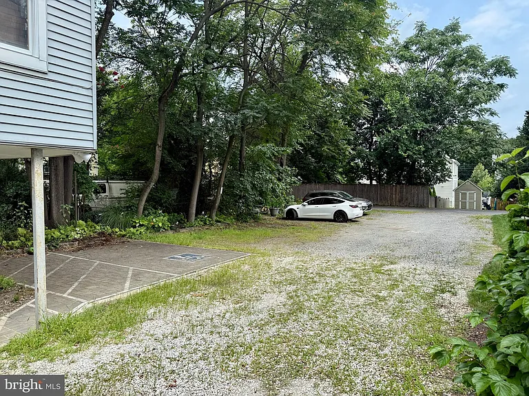 110 Annapolis St #B — Photo 22