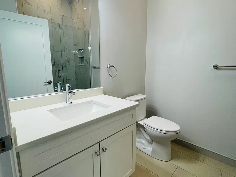 385 Pleasant St #6 — Photo 8
