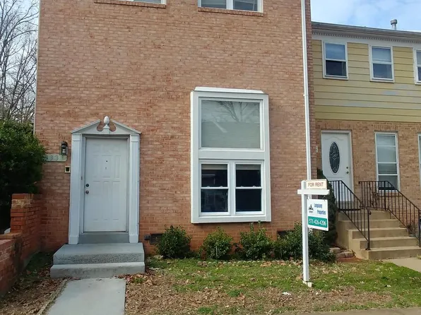 8333 Ivy Glen Ct, Manassas, VA 20110