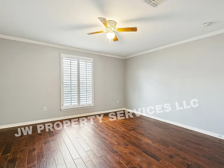 3228 Lake Trail Dr — Photo 10