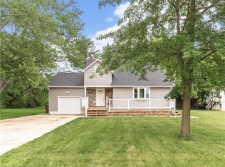 3017 Oak St, Barberton, OH 44203