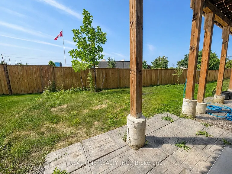 61 Soho St #31 — Photo 29