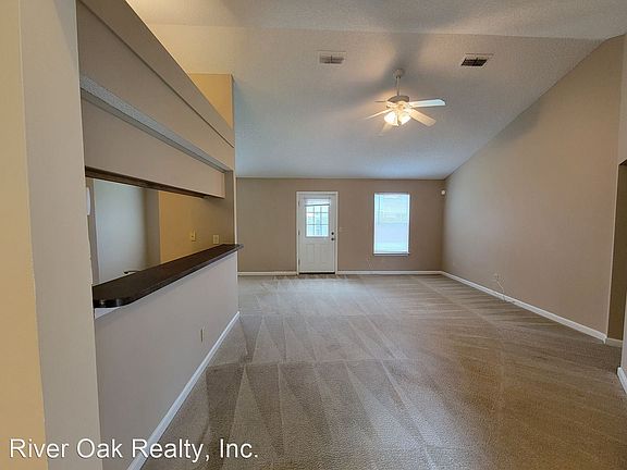 4th image of 3180 Sarahs Ct