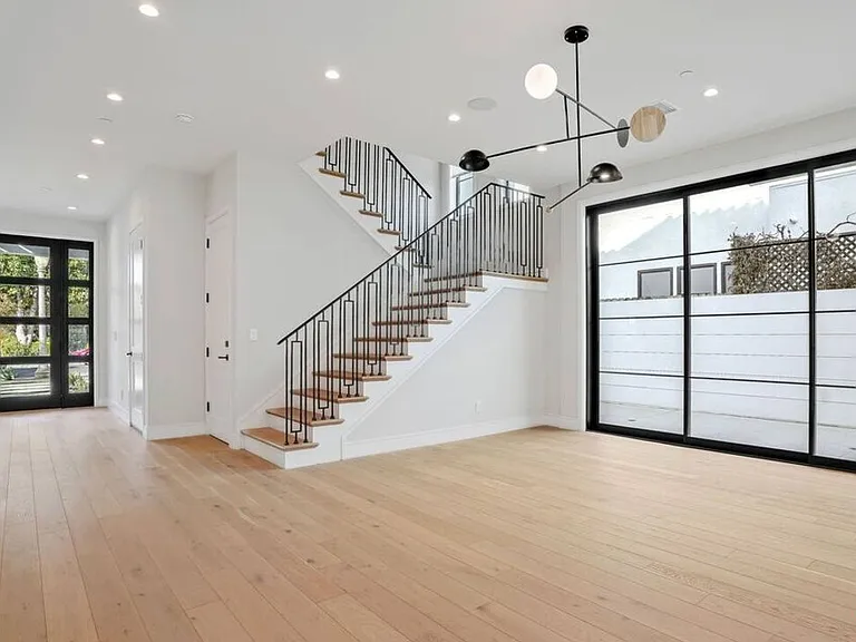 1728 S Shenandoah St — Photo 9