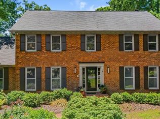 3037 Lake Forest Dr, Greensboro, NC 27408