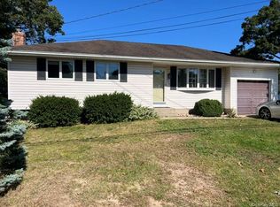 226 Estelle Avenue, Holbrook, NY 11741