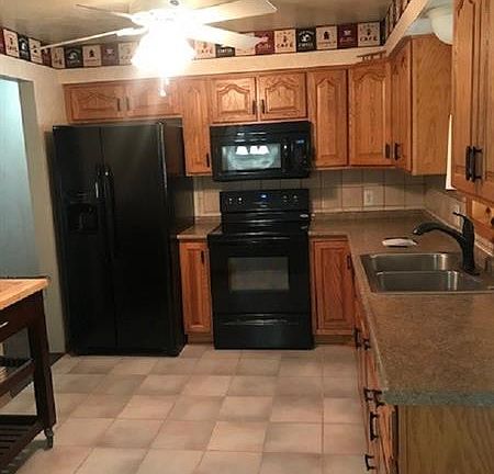 4th image of 319 Debora Dr