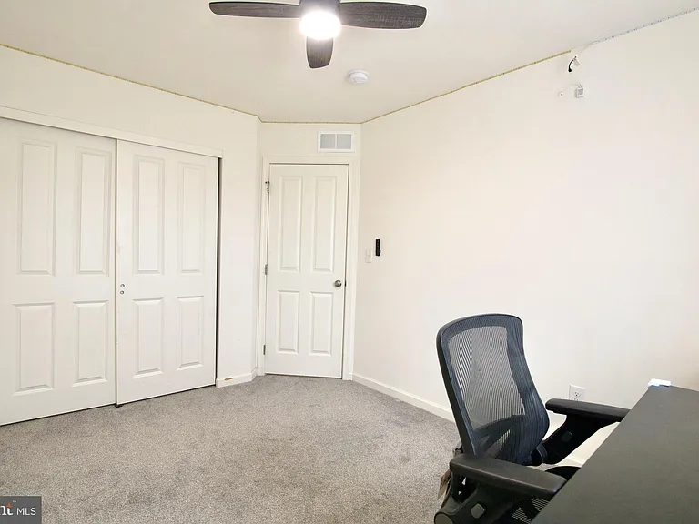 633 Keswick Ct — Photo 56