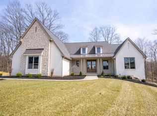 21 Paxton Ct, Loveland, OH 45140