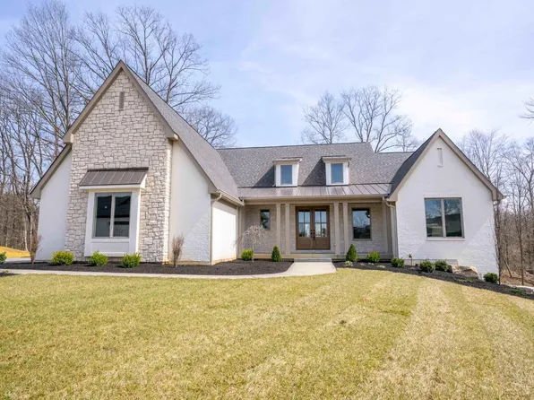 21 Paxton Ct, Loveland, OH 45140