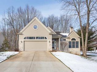 2304 Marshwood Dr, Jackson, MI 49203