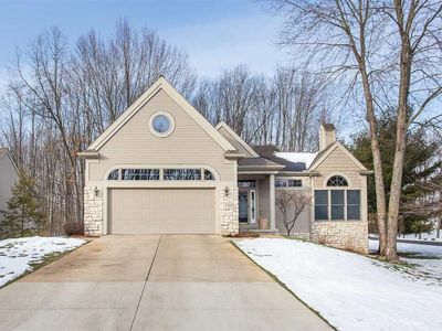 2304 Marshwood Dr, Jackson, MI, 49203