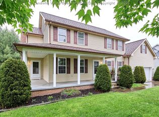 21 Christopher Dr, Hurricane, WV 25526