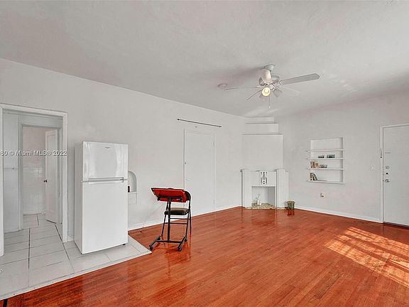 5th image of 539 NE 82nd Ter APT 2