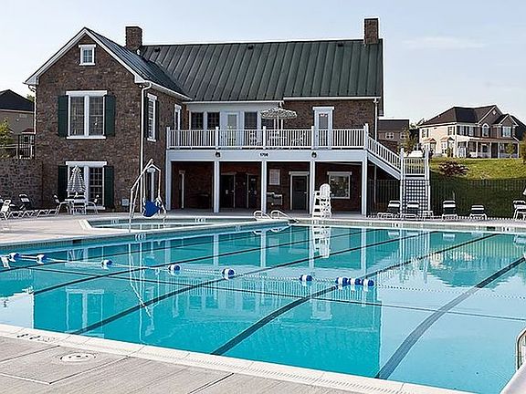 Community pool & Club House