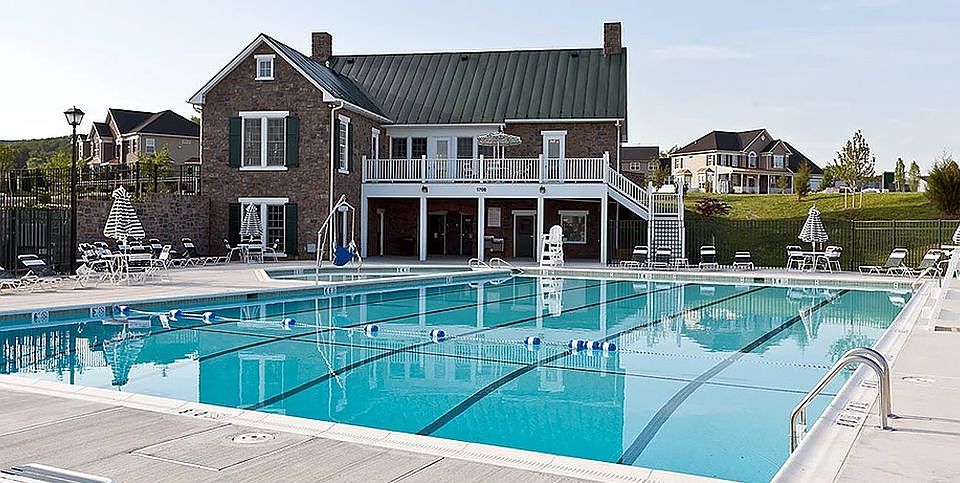 Community pool & Club House