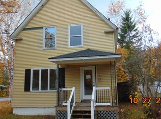 8 Beech Street, East Millinocket, ME 04430